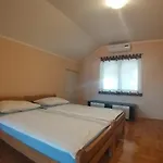 Apartment Sunny Jukic With Sea View